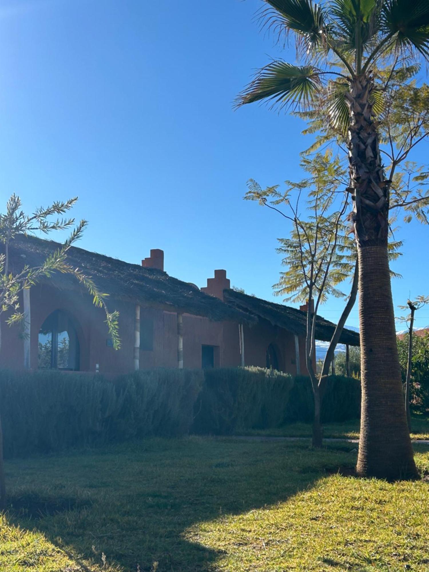 Hotel Les Orangers De L'Ourika Douar Akkara Exterior foto